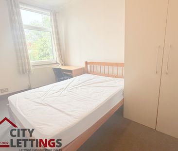 5 Bedroom End Terraced House - Photo 6