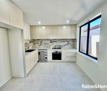 BRAND NEW GRANNY FLAT IN CONVENIENT LOCATION! - Photo 4