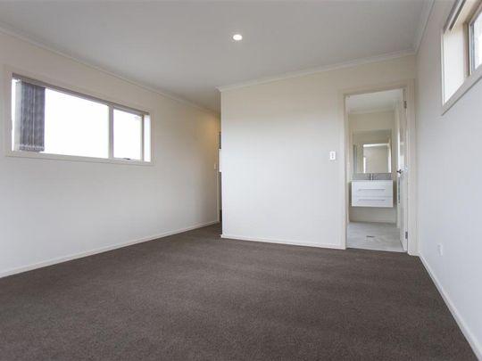 2 Story Living - Photo 1