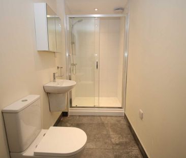 1 bed Flat for rent - Photo 6