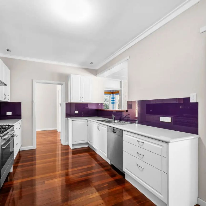 30 Potts Street, Melville WA 6156 - Photo 1