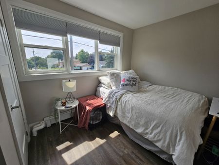 For Lease - 157 St Vincent Street Unit# 2, Barrie, Ontario - Photo 3