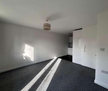 North Street, Noble Court, RM11 - Photo 1