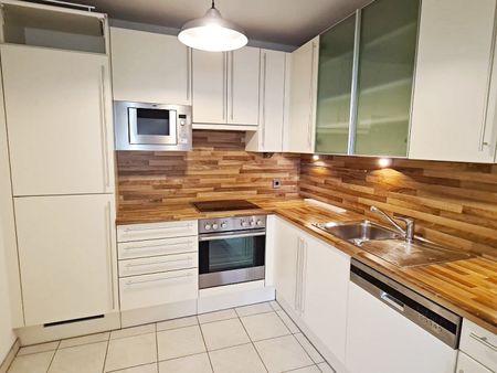 KETTENBRÜCKENGASSE, U4-Nähe, 62 m2 Dachgeschoß, 2 Zimmer, Küche, Wannenbad, Parketten, Naschmarkt-Nähe - Foto 4