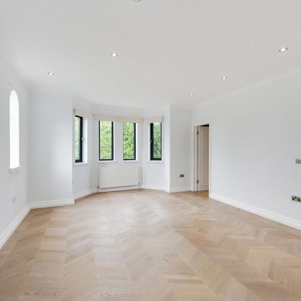 5 bedroom detached house to rent - Photo 1