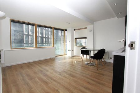 2 bedroom flat to rent - Photo 3