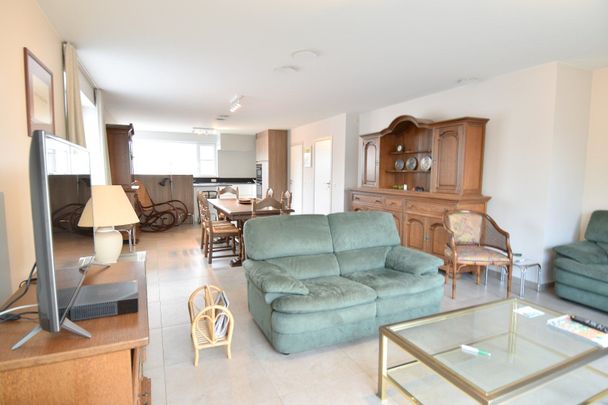 Ruim duplex appartement met terras en 3 slaapkamers in Gullegem - Photo 1