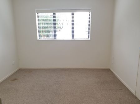 Property Management28 Lomas Way, Albany - House for Rent - Photo 3