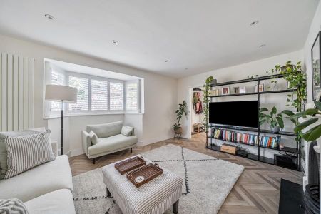 5 bedroom detached house to rent - Photo 4