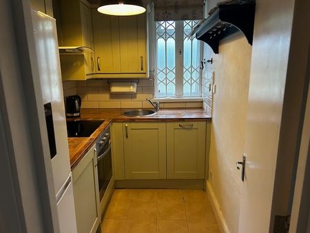 2 Bed Flat, Eastdown Park, SE13 - Photo 5