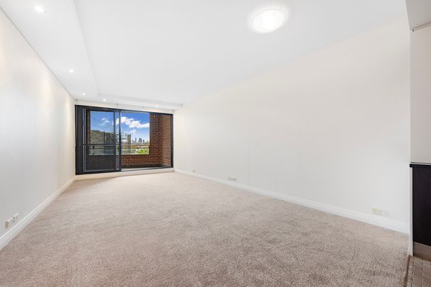 D806/26 Point Street, Pyrmont NSW 2009 - Apartment For Rent | Domain - Photo 1