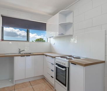 Easy Living Two Bedroom Unit - Photo 2