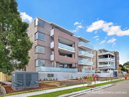 Luxury Apartment - Photo 4