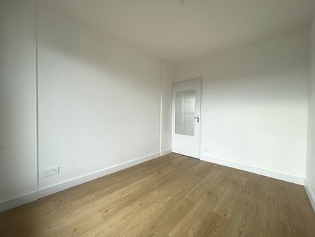 Location Appartement 2 pièces 38m² - Photo 4