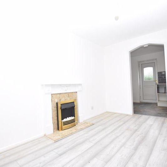 2 bedroom semi-detached house to rent - Photo 1