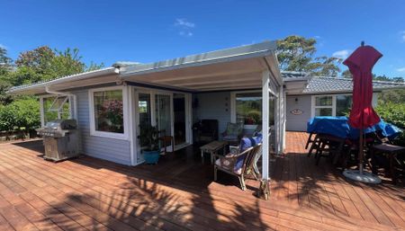 Gorgeous home with sleepout in Helensville. - Photo 4