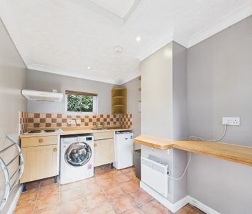 1 bedroom flat to rent - Photo 6