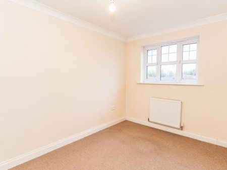 4 bedroom terraced house to rent - Photo 5