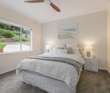 RENOVATED 2 BEDROOM UNIT IN QUIET WEST ALBURY LOCATION - Photo 2