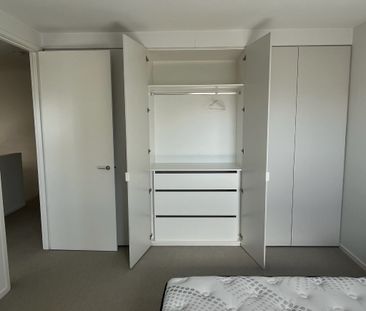 South Melbourne - Photo 4