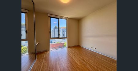 Spacious and convenient lifestyle - Photo 4