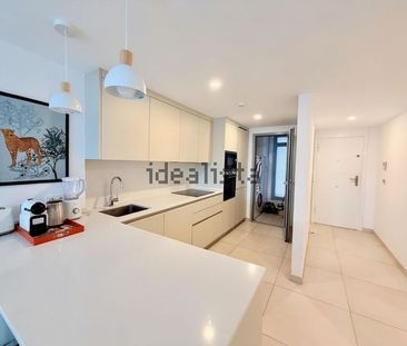 Alquiler de piso en Carril del Relojero - Photo 1