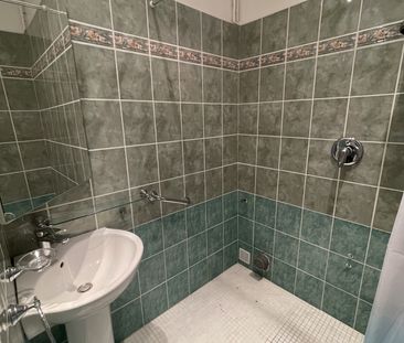 Location Appartement 3 pièces 81m² CARPENTRAS 84200 - Photo 6