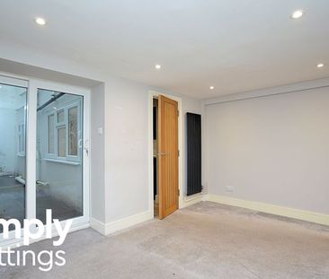 1 Bed property for rent - Photo 2