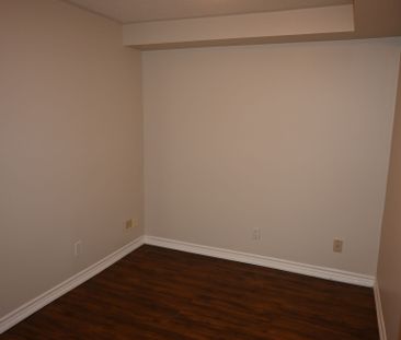For Lease - 43 Pear Tree Mews Unit# B, Toronto, Ontario - Photo 2