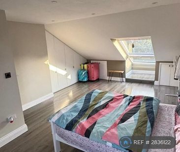 1 bedroom in a house share to rent - Photo 5