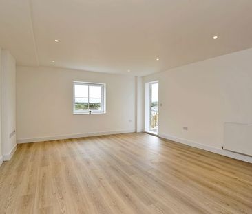 Flambard Way, Godalming, Surrey, GU7 - Photo 1