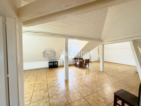 Reprise de bail Bel appartement de 5 pièces en attique avec poutres apparentes - Photo 5