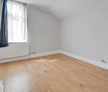 Addiscombe Road, Watford - Photo 3