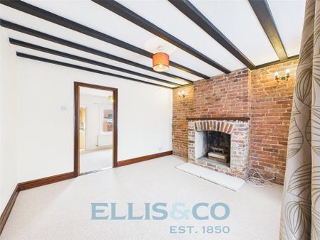 2 bedroom end of terrace house to rent - Photo 4