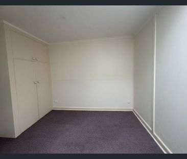 One Bedroom Apartment in Balwyn School Zone - Photo 1