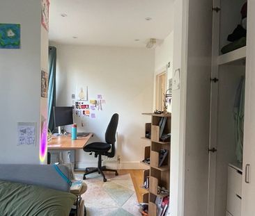 Room in a Shared Flat, London, SE11 - Photo 3