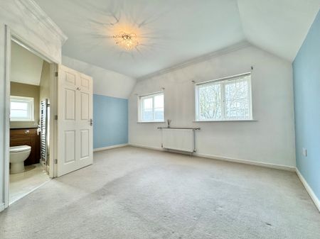 3 bedroom house to rent Beccles Road, Bradwell, NR31 - Photo 2