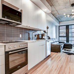 1 Bedroom - 1320 Rue Olier, Montréal - Photo 2