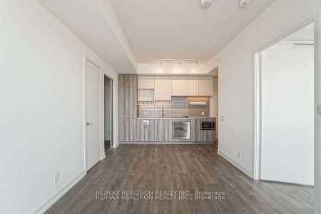 For Lease - 898 Portage Parkway Unit# 4912, Vaughan, Ontario - Photo 4