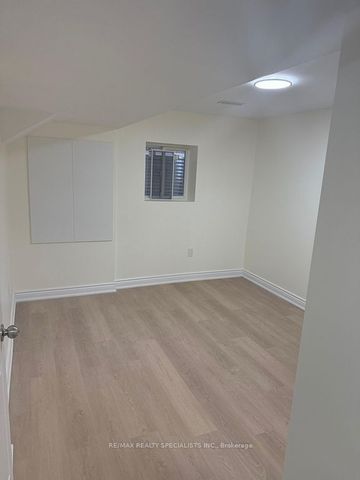 For Lease - 245 Montgomery Avenue, Whitby, Ontario - Photo 4