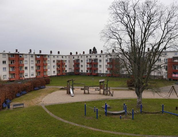 ﻿Schöne 2-Zimmer-Wohnung mit Tageslichtbad und Balkon im Limes-Quartier zu vermieten - Photo 1