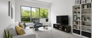 1 room apartment of 54m² in Montreal - Photo 1