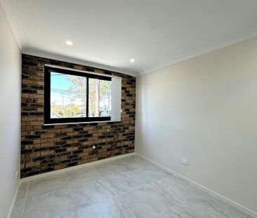 CENTRAL LOCATION - Photo 5
