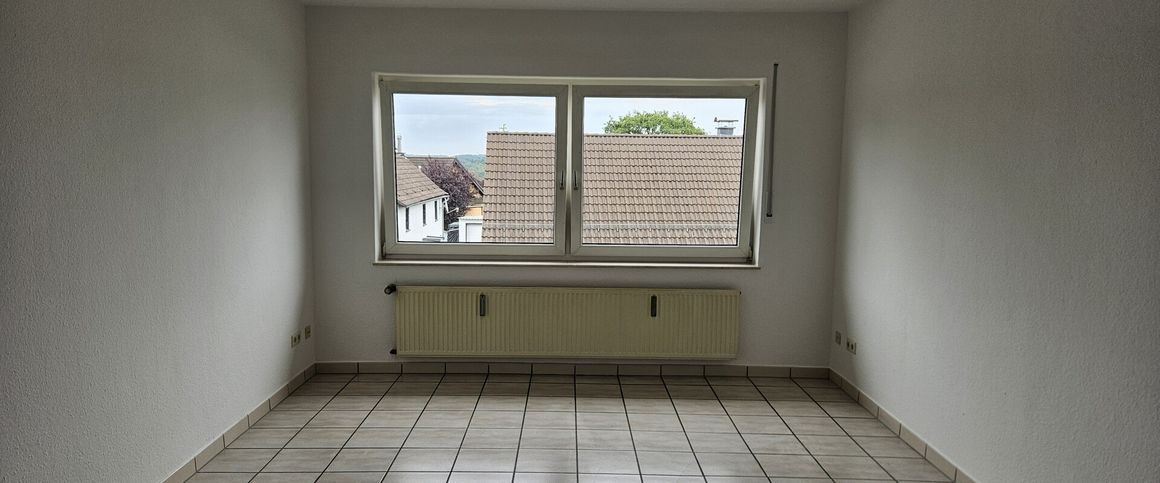 Helle 2- Zimmer- Wohnung *Stellplatz - Foto 1