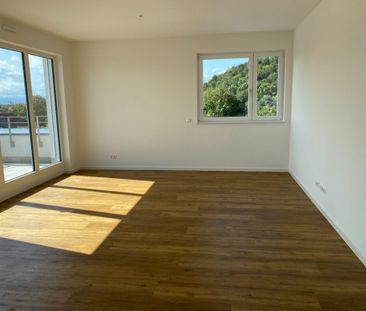 *WBS erforderlich!* Sonne pur! Moderne 3-Zimmer Wohnung mit EBK und... - Foto 1