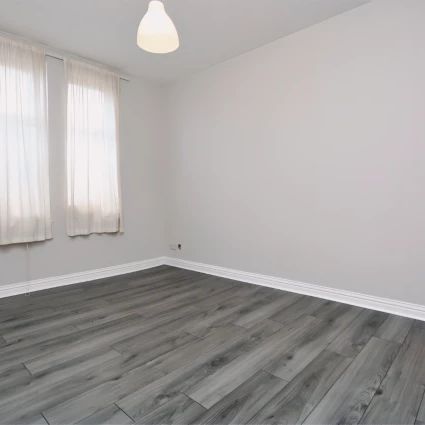 3Bedrooms, 2Bathrooms - Photo 1