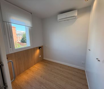 Apartamento de alquiler en Calle de Fernández de Los Ríos, 68, Gazt... - Photo 2