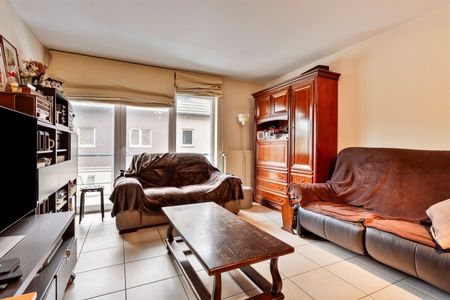 Duplex-appartement met extra zolderkamer + garagebox in het centrum! - Foto 3