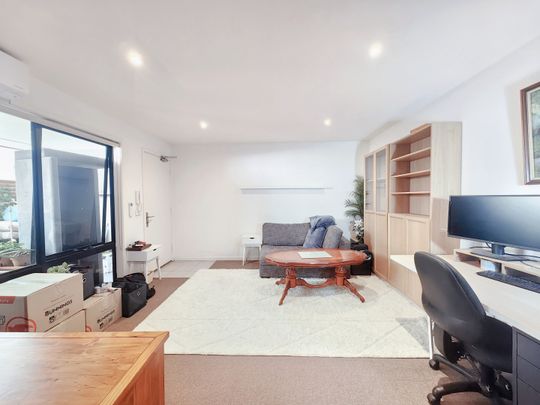 10/1324 Centre Road, Clayton VIC 3168 - Apartment For Rent | Domain - Photo 1