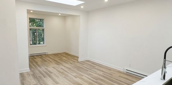 3½ For Rent — Le Plateau-Mont-Royal — $1 - Photo 2